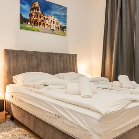Staywithus , Ground Floor Zagreb Exterior photo
